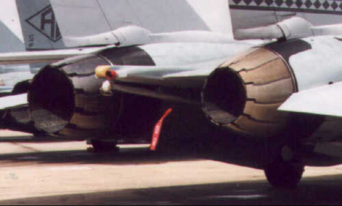 f14-detail-engine-02l.jpg